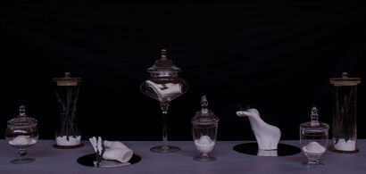 Vanity table - a Sculpture & Installation Artowrk by Marika Ricchi